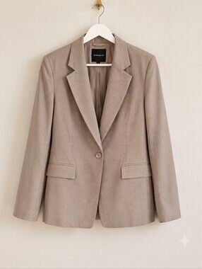 Dynamite Taupe Single-Button Tailored Blazer